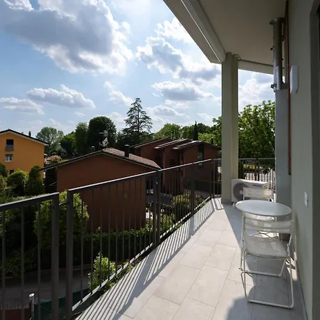 Lägenhet Zina - - 10 Min From Centre And Airport *