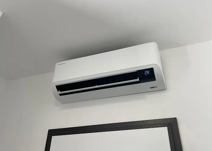 Apartment Zina - - 10 Min From Centre And Airport