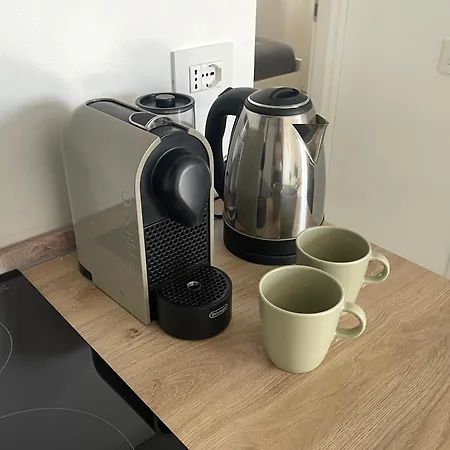 Appartement Zina - - 10 Min From Centre And Airport